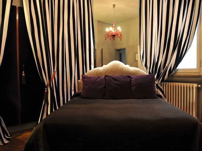 Gio & Gio Venice Bed & Breakfast contacts